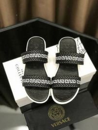 Picture of Versace Slippers _SKU843989792052031
